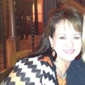 Hi my name is Tracy. Thanks for stopping by.